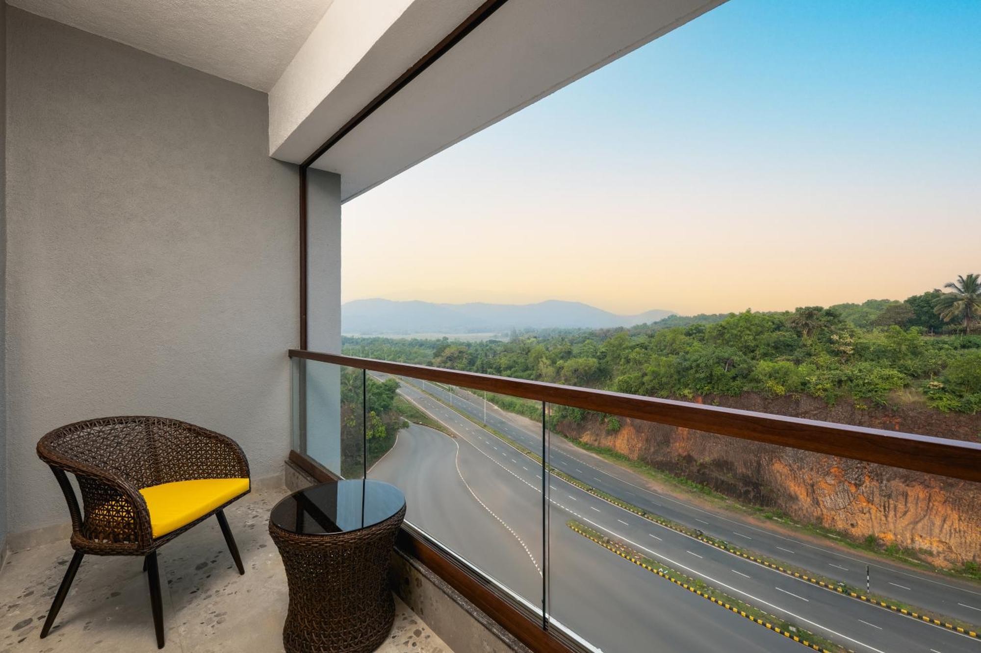 Cloud9 Sarovar Premiere Palomen Goa Palolem Exterior photo